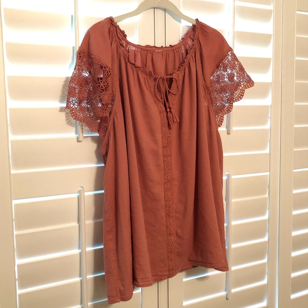 Old Navy rusty rose crochet sleeve blouse 2X